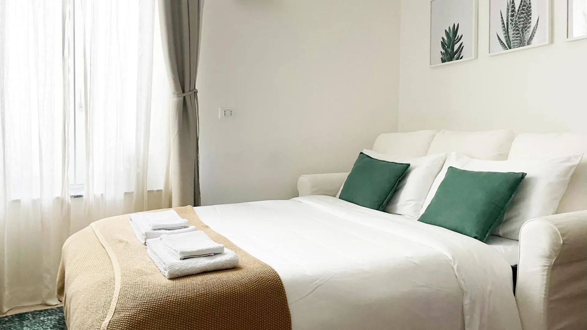 Cozy And Quiet Apartment In Isola District Milano İtalya